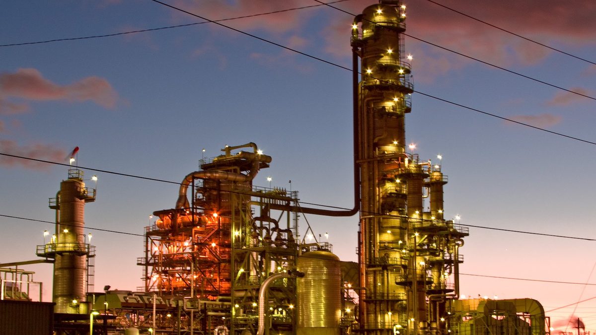 An oil refinery, an illustrative photo for a story on Headwaters Wire