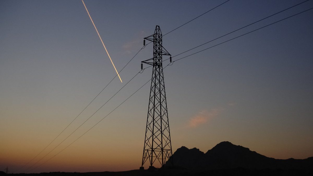 Illustrative image of power transmission lines for a Headwaters Wire story