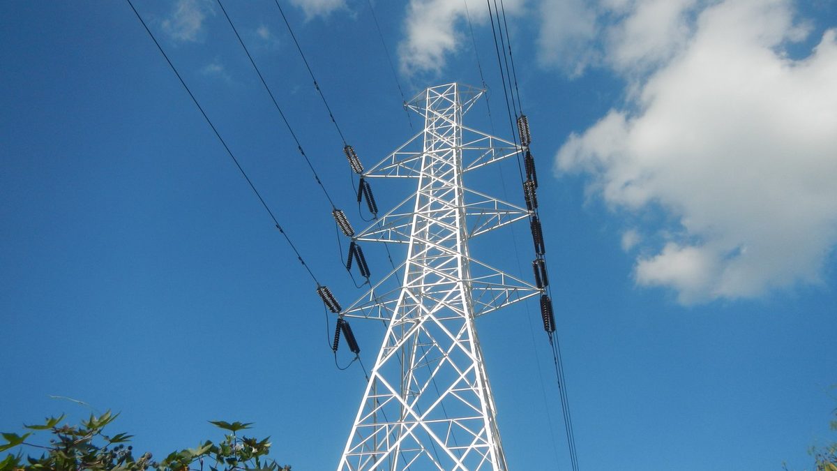 Illustrative photo of power transmission lines used by Headwaters Wire